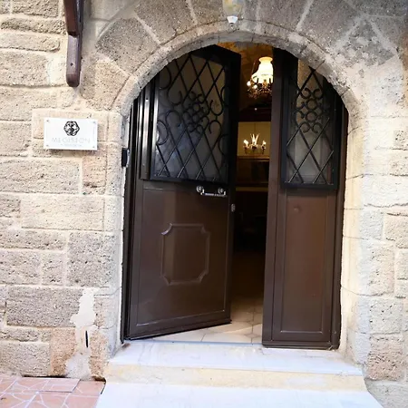 Megiston House In Old Town Rhodes